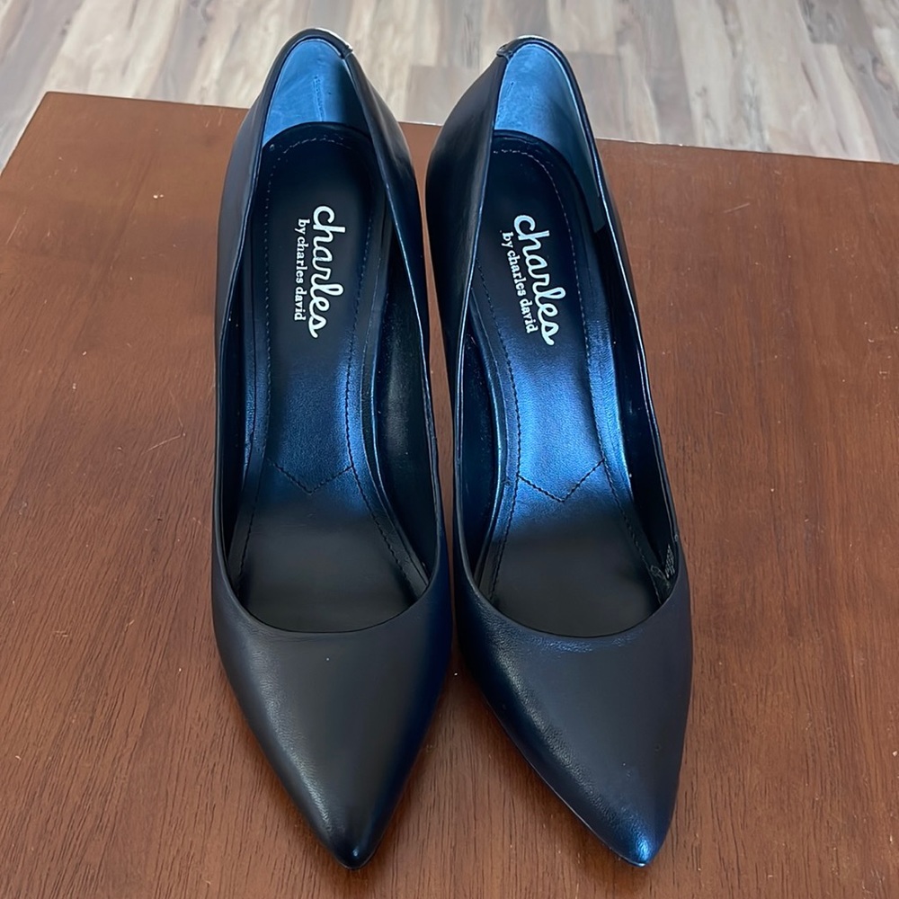 Charles by Charles David Genuine Leather Pump